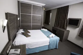 Ergin Hotel - Quarto