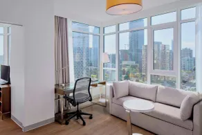 Element by Marriott Vancouver Metrotown - Room
