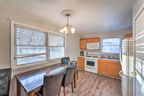 Family-Friendly Rockford Home w/ Private Yard! - Interiør