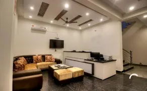 ARK OF AVALON - Free Airport Pickup & Drop - Reception
