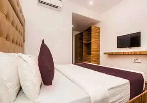 Hotel BKC Garden- Near Jio Convention - Rum