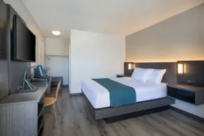 Motel 6-Woodland, CA Sacramento Airport - Room