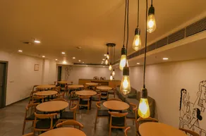 Fabhotel Hargobind Enclave - Restaurante