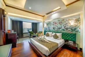 Hotel Saffron Leaf - Chambre