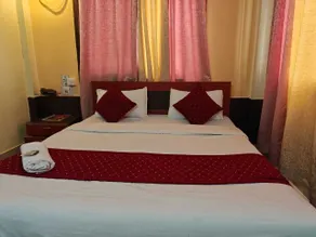 Oasis Hotel and Restaurant - Chambre
