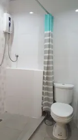 Double D Rooms & Cafe - Salle de bain