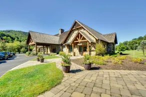 Sky Valley Retreat w/ Fire Pit & Mountain Views! - Interior