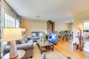 Hudson Valley Horse Farm Retreat in Salt Point - Interiör