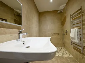 The 3 Millstones Inn - Baño