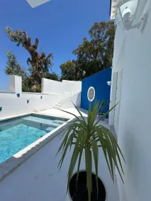 Luxurious 4-Bedroom Villa with Private Pool in Marsa Tunisie - Piscina