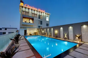 Clarion Hotel Bangalore - Pool