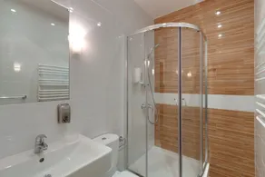 StanGret Hotel - Bathroom