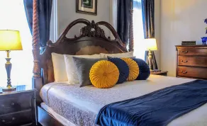 The Mansion on Royal - Chambre