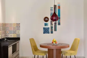 Hawthorn Suites by Wyndham Dwarka - Rom