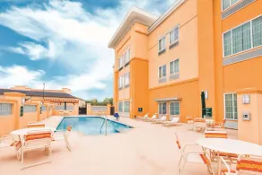 La Quinta by Wyndham Cotulla - Piscine