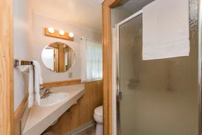 Dungeness Bay Cottages - Badezimmer