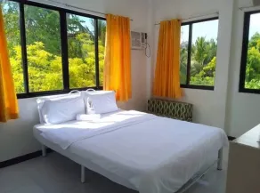 Luna Oslob Travellers Inn - Chambre