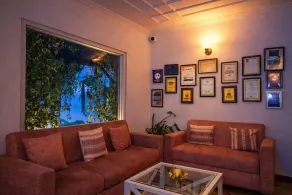 Neelesh Inn - Luxury Lake View Resort with Swimming Pool on Bhimtal Lake - Reception
