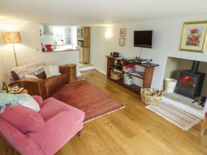 Garden Cottage - Living area