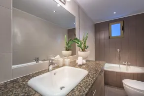 Charmant appartement convivial et familial avec terrasse et barbecue - Salle de bain