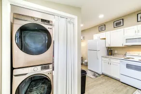 Near Scenic Parks: Convenient Home in Prestonsburg - Interior