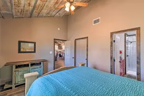 Modern Stephenville Farmhouse: 8 Mi to Dtwn! - Innvendig