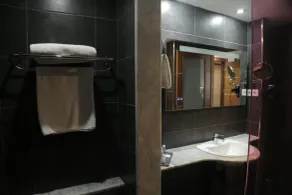 Liberté Hotels Oran - Bathroom