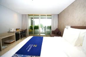 Platinum Hotel Jimbaran Beach Bali - Room