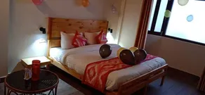 Wood Castle Luxury Home Stay - Room