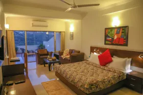 Misty Meadows Resort - Room