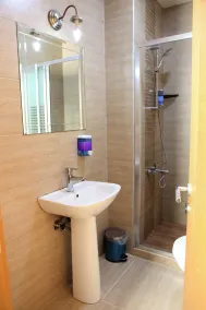 garden hill hotel - Bathroom