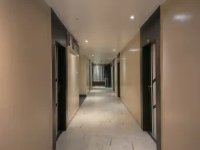 HOTEL BINAPANI Deluxe 1 - Lobby