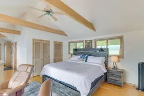 Cozy Flathead Lake Cabin w/ Picturesque View - Interiør