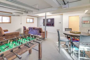 Waterfront Home on Greers Ferry Lake w/ Game Room - Innvendig