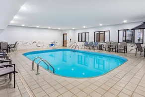 AmericInn by Wyndham Quincy - Pool