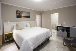 The Hill Boutique Bed & Breakfast - Room