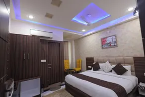 HOTEL SRG INN - Quarto