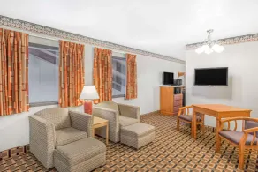 Super 8 by Wyndham Grants Pass - Chambre