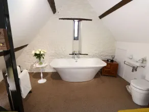 Far Barn - Bathroom