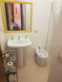 Le Grand Soleil Apartments - Badrum
