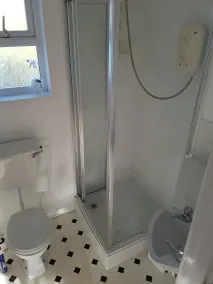 Coombe Lodge Holiday Flats - Room