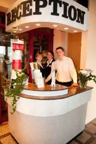 Hotel Gremersdorf - Zum Grünen Jäger - Rezeption