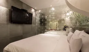Aria Motel - Camera