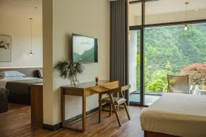 Zhangjiajie National Park Nvue Resort Free Laundry & Dry Service, Fresh Coffee&Customizing Tour Plan - Camera