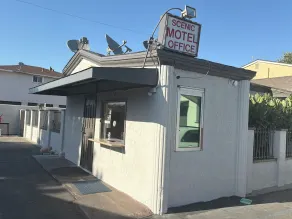 Scenic Motel - El Monte - Inn-/utsjekkingsautomat