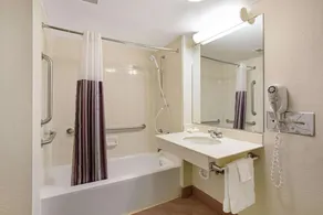 La Quinta Inn by Wyndham Denver Golden - Salle de bain