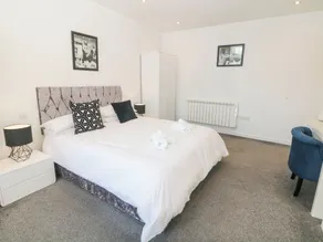 Number 4 Westmoreland - Room