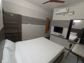 Sri Renga Inn - Chambre