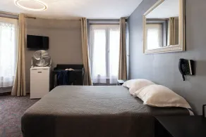 Grand Hôtel De Paris - Chambre
