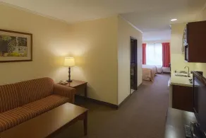 Coshocton Village Inn & Suites - Zimmer